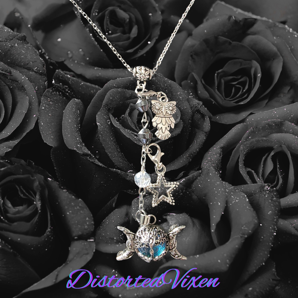 Hematite Triple Moon Goddess Necklace - Goth Witchy Ritual Jewelry - Blue Moon